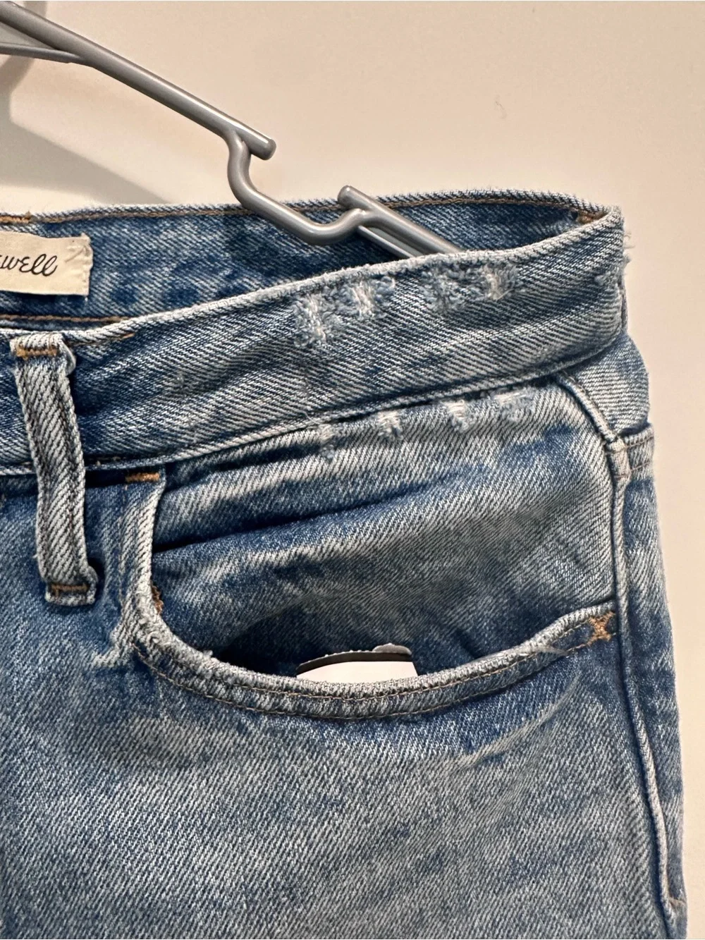 Madewell Mom’s Jean Light Wash Denim Jeans